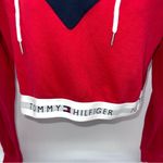 Tommy Hilfiger Women's Red and Navy Cropped Hoodie Photo 2