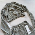 Alo Yoga NWT Women's Lunar Gray Wide Leg Pants & Zip up Jacket Set 023-B Photo 7