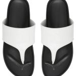 Who What Wear NWOT Flip Flop Sandals Photo 0