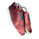 Louise et Cie  Lo-Bette Slip on Shoes Burgundy Satin Sneakers Flats Casual Sz
10M Photo 5