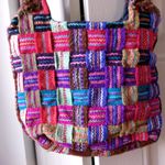 Medium size canvas bag hand bag shoulder back in multi-colors size one size. Photo 1