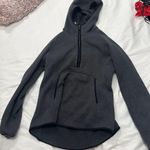 Lululemon jacket Photo 0