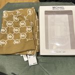 Michael Kors Scarf and Hat Set - Beige with MK Logo Photo 1