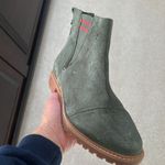 Toms Olive Green Suede Pull on Chelsea Ankle Booties Size 7 Photo 7