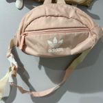 Adidas  Waist Pack Bag Pink Fanny Zip Women's Adjustable 2‎ Compartment Polyester Photo 0