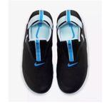 Nike  Black/Blue Unisex Sneakers(Men's 7, Women's 8.5) Photo 1