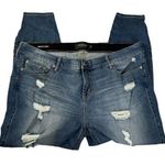 Torrid  Premium Bombshell Skinny jeans size 24 regular Photo 0