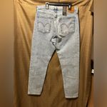 Levi's NWT Woman’s Levi Premium Wedgie High Rise Button Fly Tapered Leg Jeans Size 30 Photo 4
