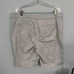 Gloria Vanderbilt  Khaki Unltd Gray & White Pattern Shorts Women’s Plus Size 16 Photo 2