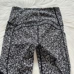 Lululemon Sole 7/8 Training Tight Alpine White Black Photo 7