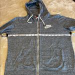 Nike  Gray Long Sleeve Fitted Hoodie‎ Photo 6