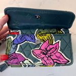Vera Bradley All in One Zip Around Wallet Wristlet Green "Falling Flowers" Fabric Photo 2