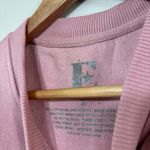 Elton John “Don’t go breaking my heart” Pink Graphic Crew Neck Sweater Size S Red Photo 3
