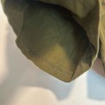 Natural Reflections Women’s Sz: 10  Army Green Cargo Shorts. Stretch Cotton. Photo 10