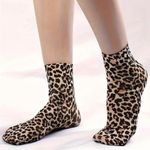 1 Pair of Women's Leopard Print Ankle Socks Photo 1