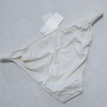 l*space L* Sundrop cream bikini bottom new
Sl Photo 2