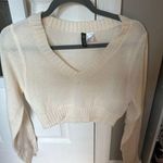 H&M Creme Sweater Photo 0
