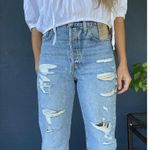 Levi's Ribcage High Rise Destructed Straight Jeans in Wash Haleys Comment US 28 Photo 1