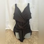 Lands' End Plus Slender Tummy Control Wrap Swimsuit Plus Size 18 EUC 0389 Photo 3