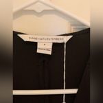 Diane Von Furstenberg  Elegant Crossover V-Neck Black Jumpsuit.  Size-6 Photo 3