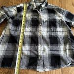 Old Navy  Womens Black And White plaid Flannel Boyfriend Shirt Size M Photo 4
