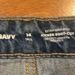 Old Navy women’s extra high-rise kicker boot-cut jean size 14 tall . Photo 4