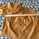 Evereve Shane Orange One Shoulder Relaxed Fit Puff Sleeve Blouse Size XS Photo 9