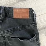 Madewell Petite Curvy High-Rise Skinny Jeans in Black Sea | 25 Petite Photo 7