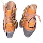 NWOB Pop Peeler Leather Ankle Boots size 7M Brown Photo 2