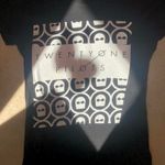 Hot Topic 21 Pilots T-Shirt Photo 0