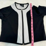 Nike  Women's Dri-Fit tight Fit Spandex set Shorts size S Photo 6