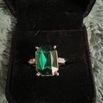 Gorgeous Stainless Steel Silver with Faux Emerald Ring Size 7 Green Photo 0