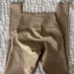 Alo Yoga leggings Photo 1