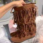 Rampage Comfy Brown Fringe Winter Boots Photo 7