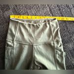 Danskin High Rise Olive Green Pocket Leggings Women’s XS Yoga Workout Pants Photo 9