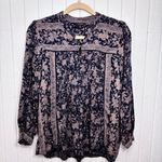 Lucky Brand Top Blue Pink Floral Pin-tucked Front Boho 3/4 sleeve shirt size M Photo 2