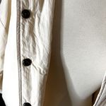 Forever 21 CREAM BUTTONED SHACKET Photo 6
