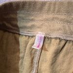FP free people Movement olive green quilted Athletic Shorts with pockets XS EUC Photo 1
