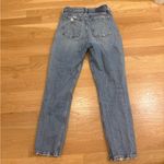 Abercrombie & Fitch  High Rise Mom Jean Curve Love Light Wash Size 26 Photo 1