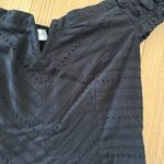 Vestique Crop Top Photo 1