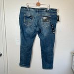 Silver Jeans Girlfriend Universal Fit Mid Rise Skinny Leg Eco-Friendly jeans 24 Photo 2