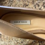 Cole Haan  sz 8B tan beige leather pumps heels Photo 2