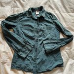 The North Face Women’s button down travel shirt Photo 0