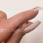 Silver Heart Flat Back Earrings Photo 2