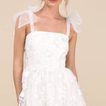 Lulus NWT  Classic Romance White 3D Floral Applique Tie-Strap Mini Dress Size XL Photo 0