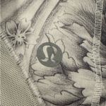 Lululemon  Hotty Hot Shorts 2.5" - Grey Pattern Photo 2