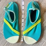 Fitkicks Shoes Womens Medium Slip On Aqua Blue Water Yoga Dance Size 10 Photo 3