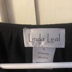 This is so comfy yet so trendy and chic. Size Large women’s. Photo 2