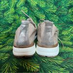 OTBT Courier Platform Sneaker, beige, NWOT, size 9.5 Photo 7