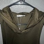We1Fit Women’s Sleeveless Hoodie Tank Top Size Small – Olive Green Textured Acti Brown Photo 1